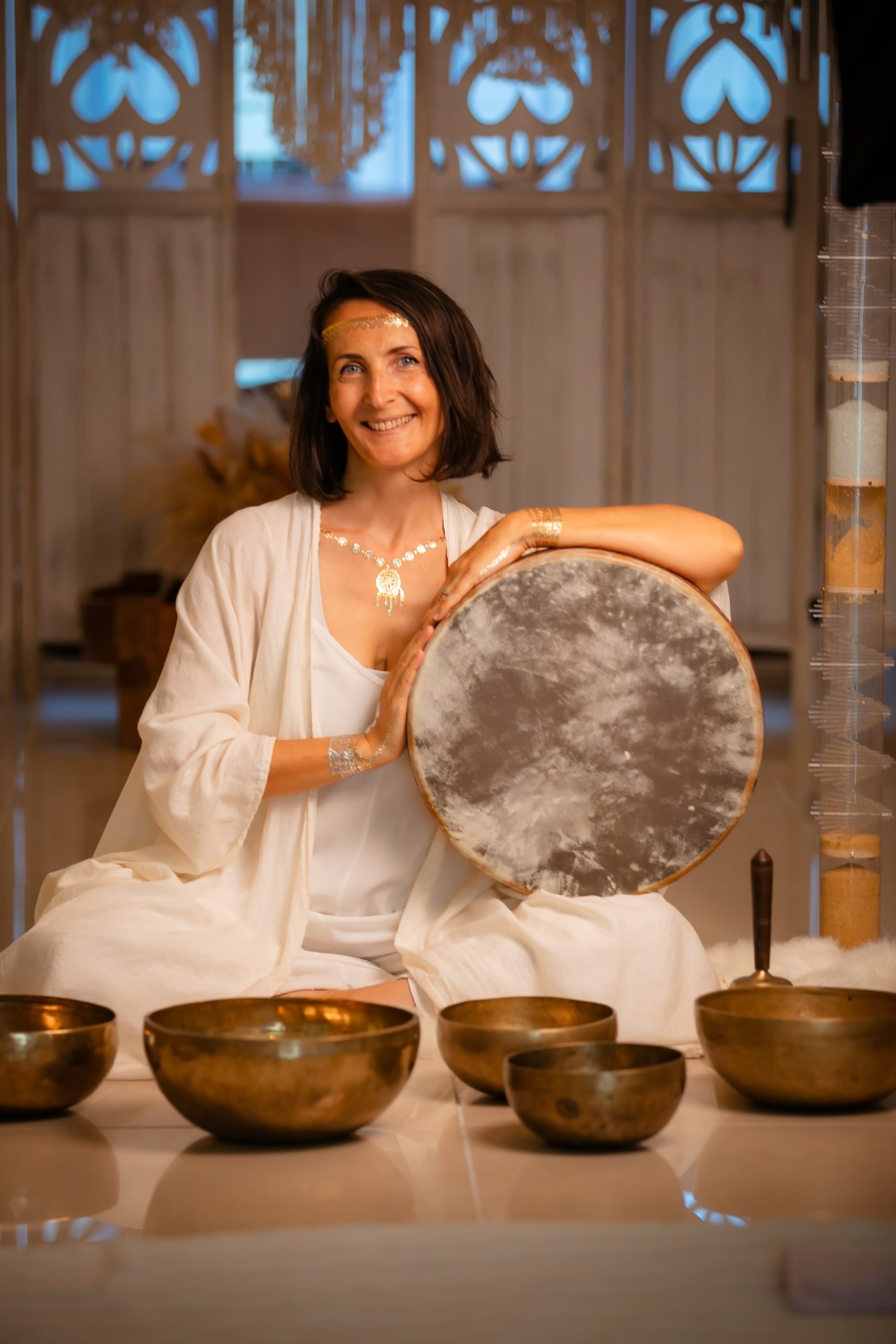 Neli Merris Profile Pic-min