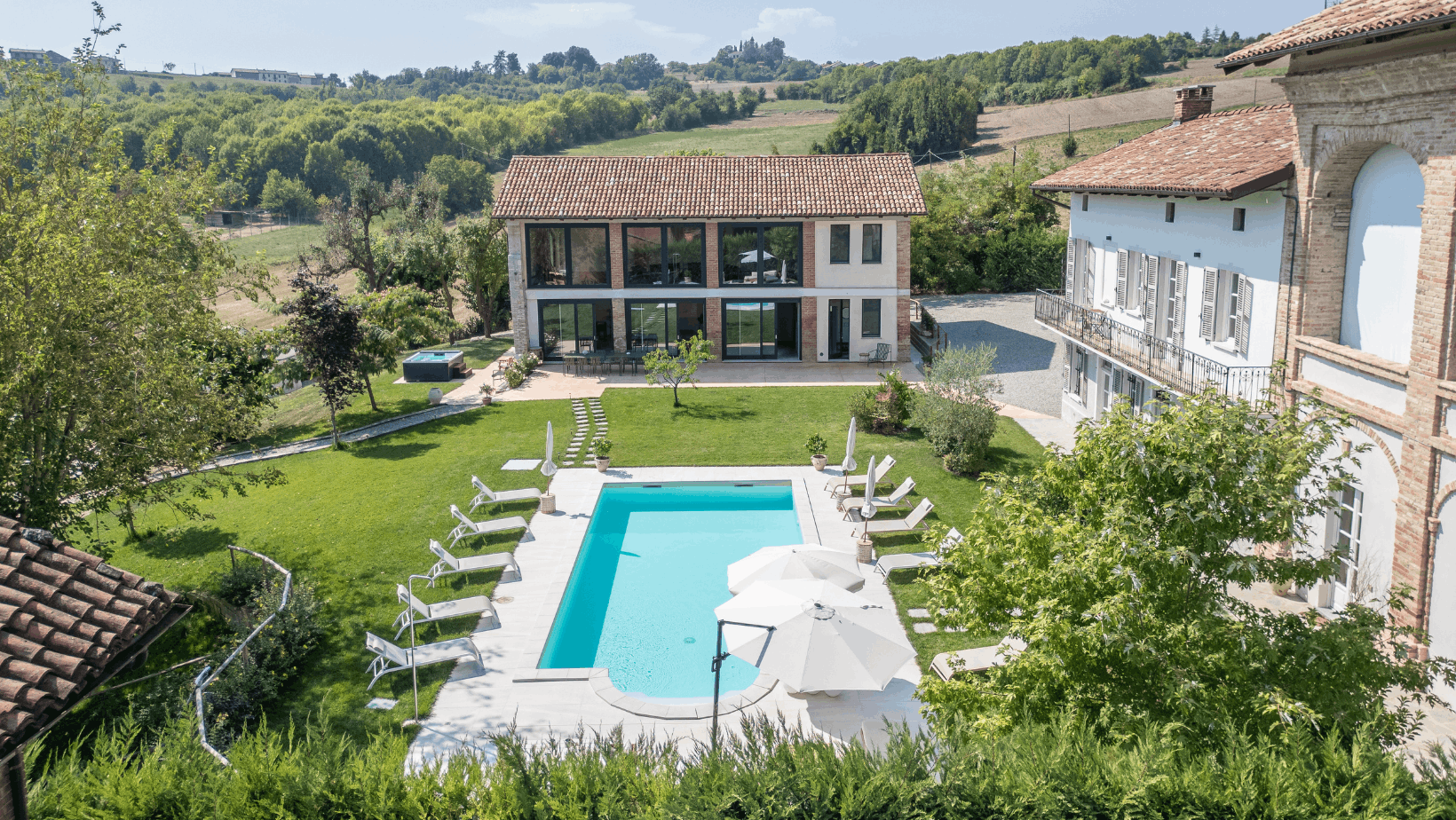 Italy-Pool Side-2